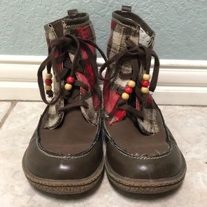 Roxy Canoe Boots!
